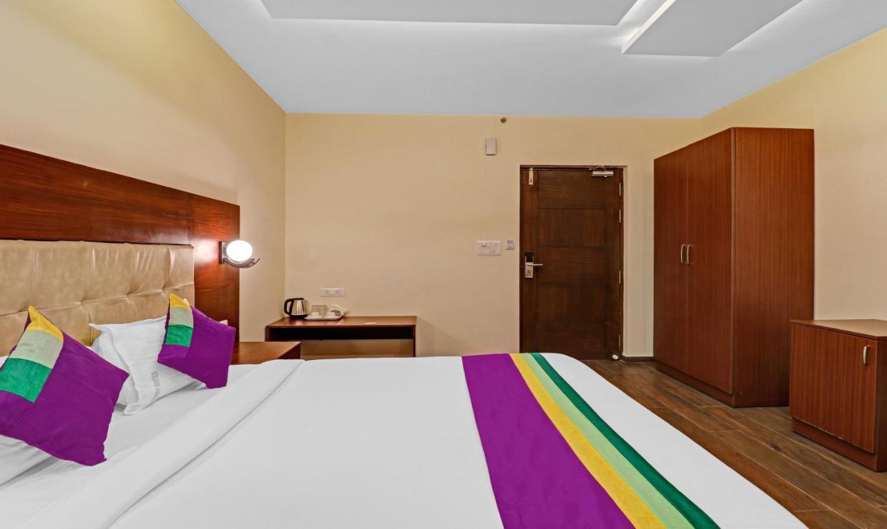 Treebo Premium Runway Suites, Marathahalli Bangalore Exterior photo